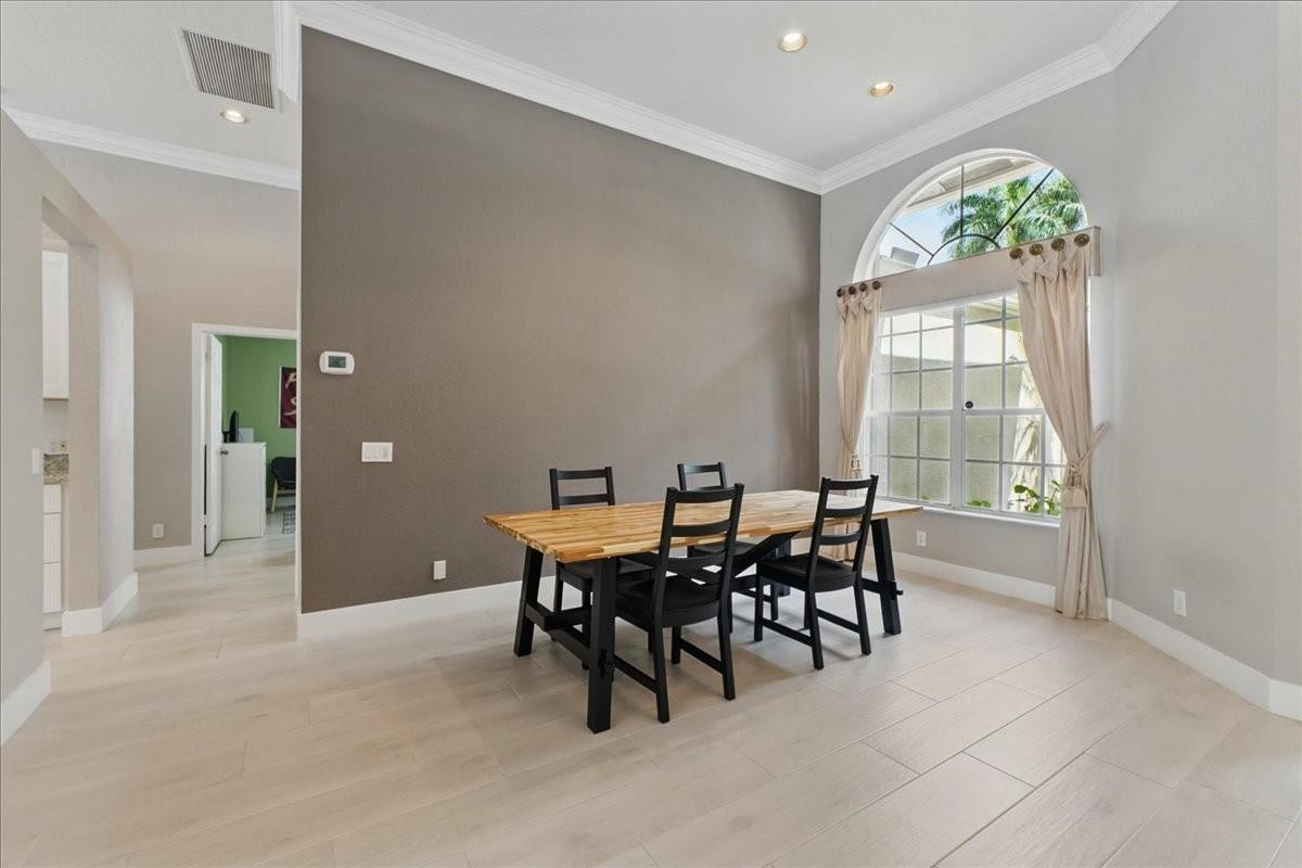 1137 Ginger Circle Weston, FL 33326 - Photo 8 of 52 Photo 8