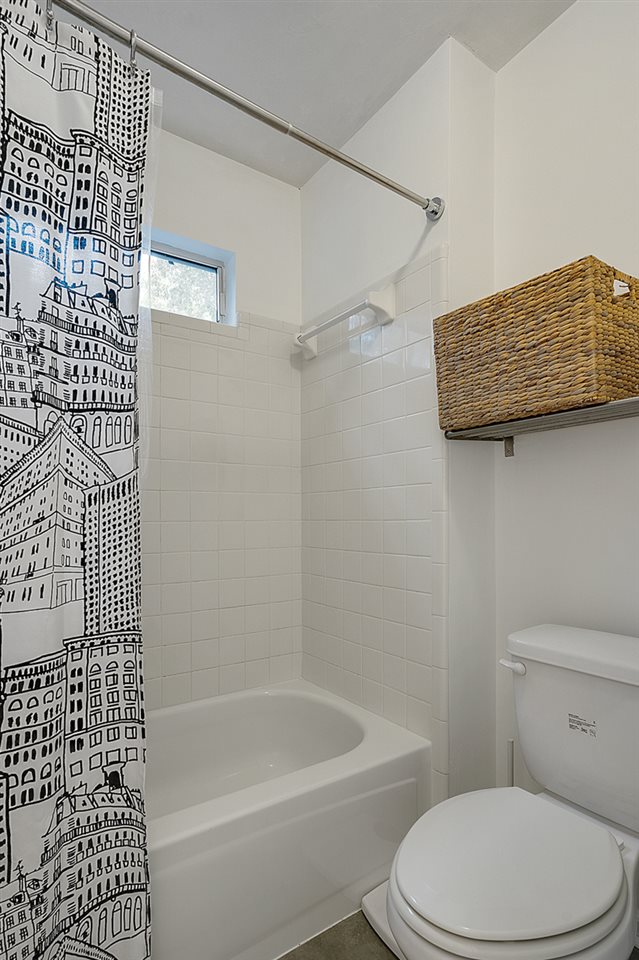 837 Stone House Road Tallahassee, FL 32301 - Photo 8 of 36 Gallery Image 8