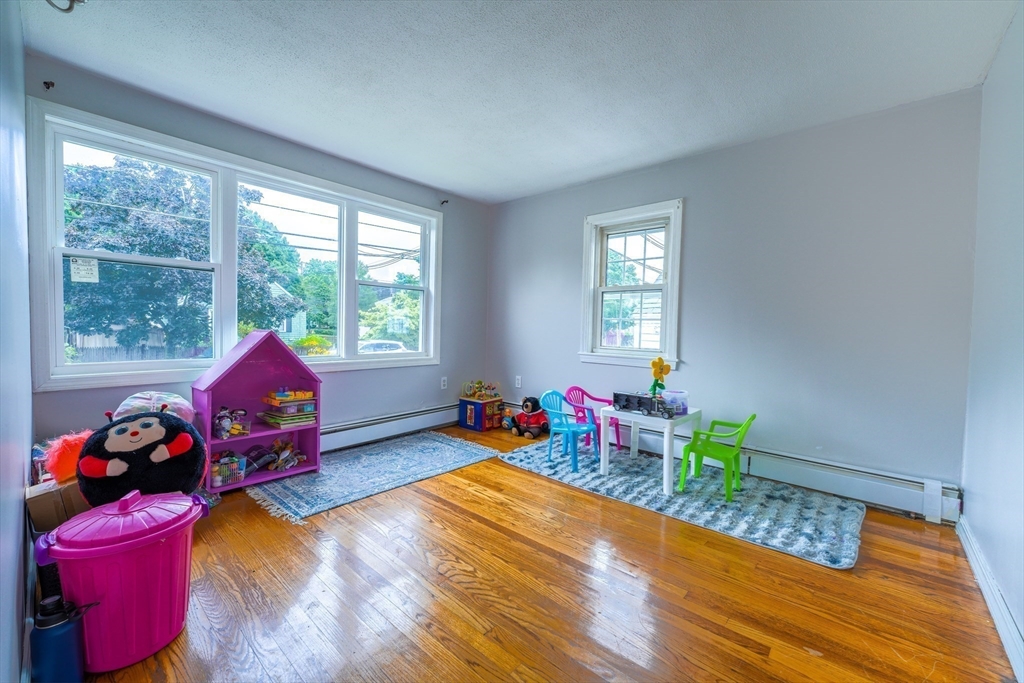 48 Newcastle Road Peabody, MA 01960 - Photo 16 of 31 Gallery Image 16