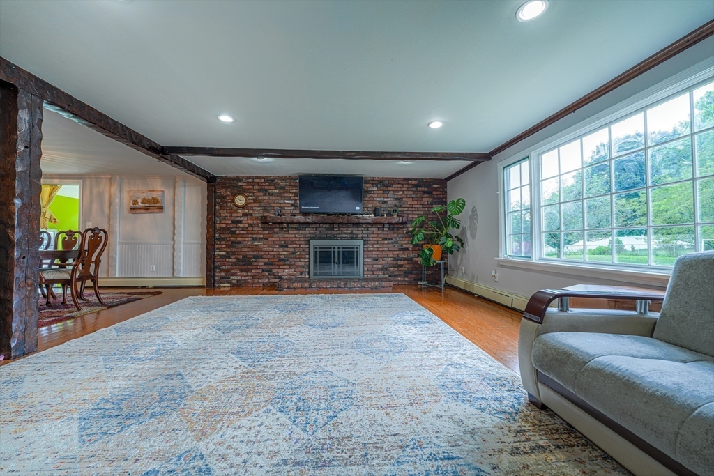 48 Newcastle Road Peabody, MA 01960 - Photo 8 of 31 Gallery Image 8
