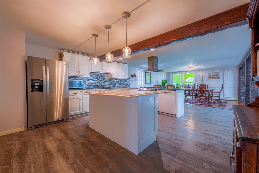 48 Newcastle Road Peabody, MA 01960 - Photo 9 of 31 Gallery Image 9