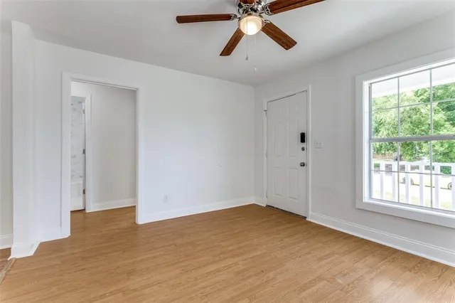 $1,395 | 3109 Wesleyan Drive South, Fort Worth, TX 76105