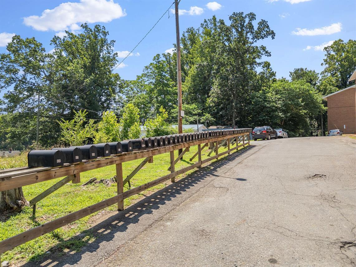 100 Ridgeview Lane, Unit 8 Bassett, VA 24055 - Photo 2 of 9 311-Ridgeview Apartments-MFW Media