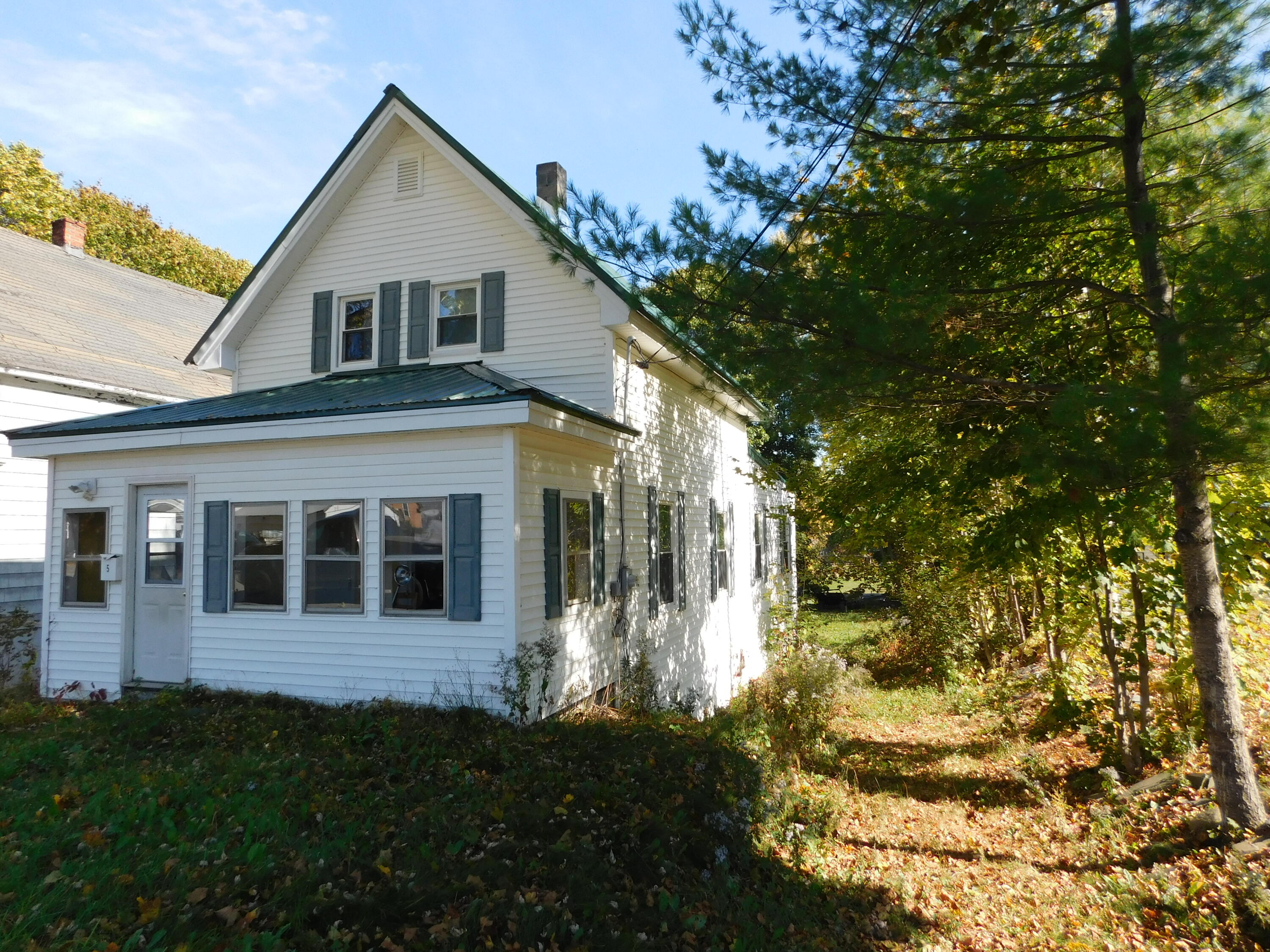 5 Eastern Avenue East Millinocket, ME 04430 - Photo 2 of 12 DSCN1186