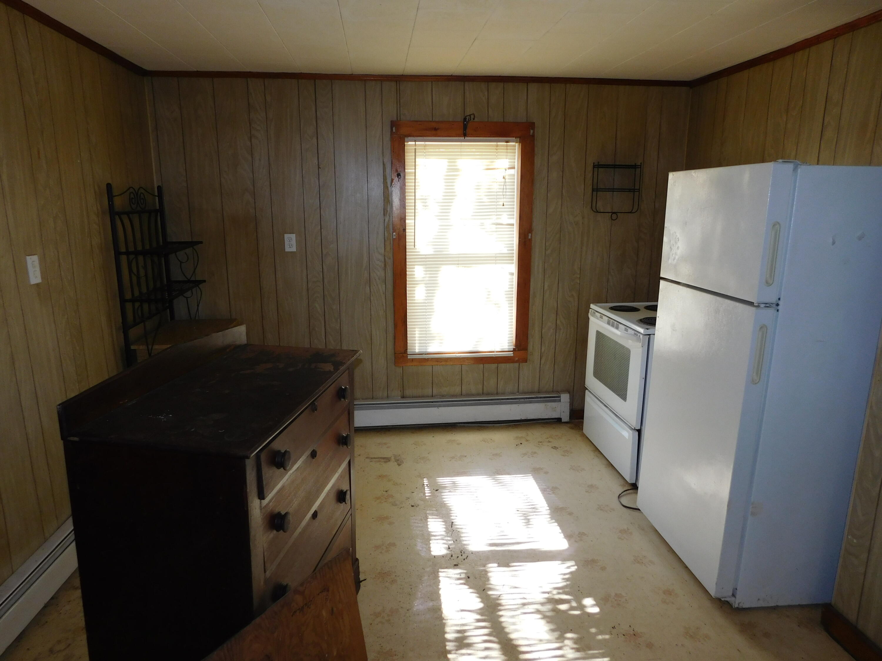 5 Eastern Avenue East Millinocket, ME 04430 - Photo 5 of 12 DSCN1177