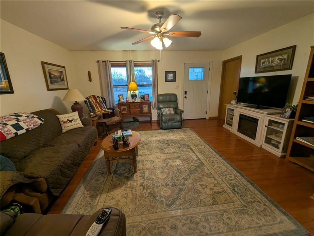 705 East South Street Butler, MO 64730 - Photo 9 of 18