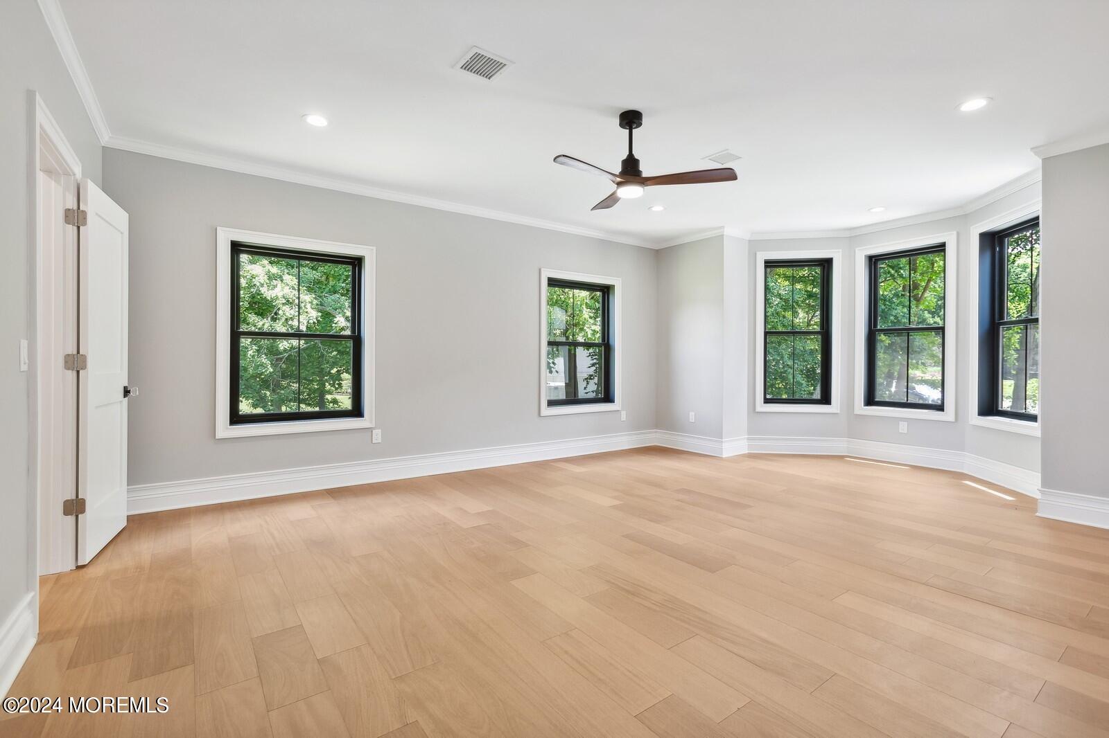 16 Round Hill Holmdel, NJ 07733 - Photo 46 of 60 35_16RoundHill_2035_Large