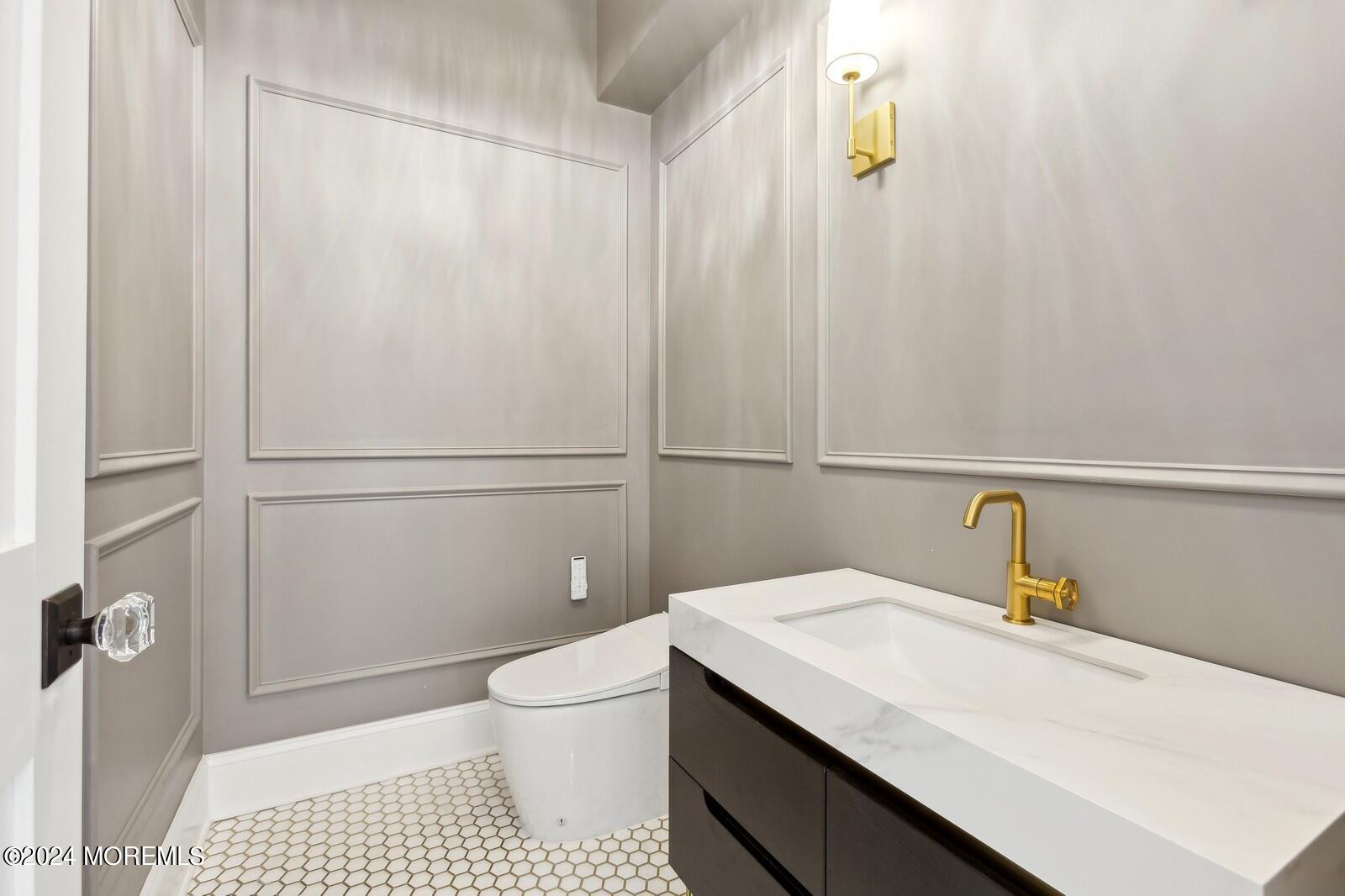 16 Round Hill Holmdel, NJ 07733 - Photo 9 of 60 13_16RoundHill_2013_Large