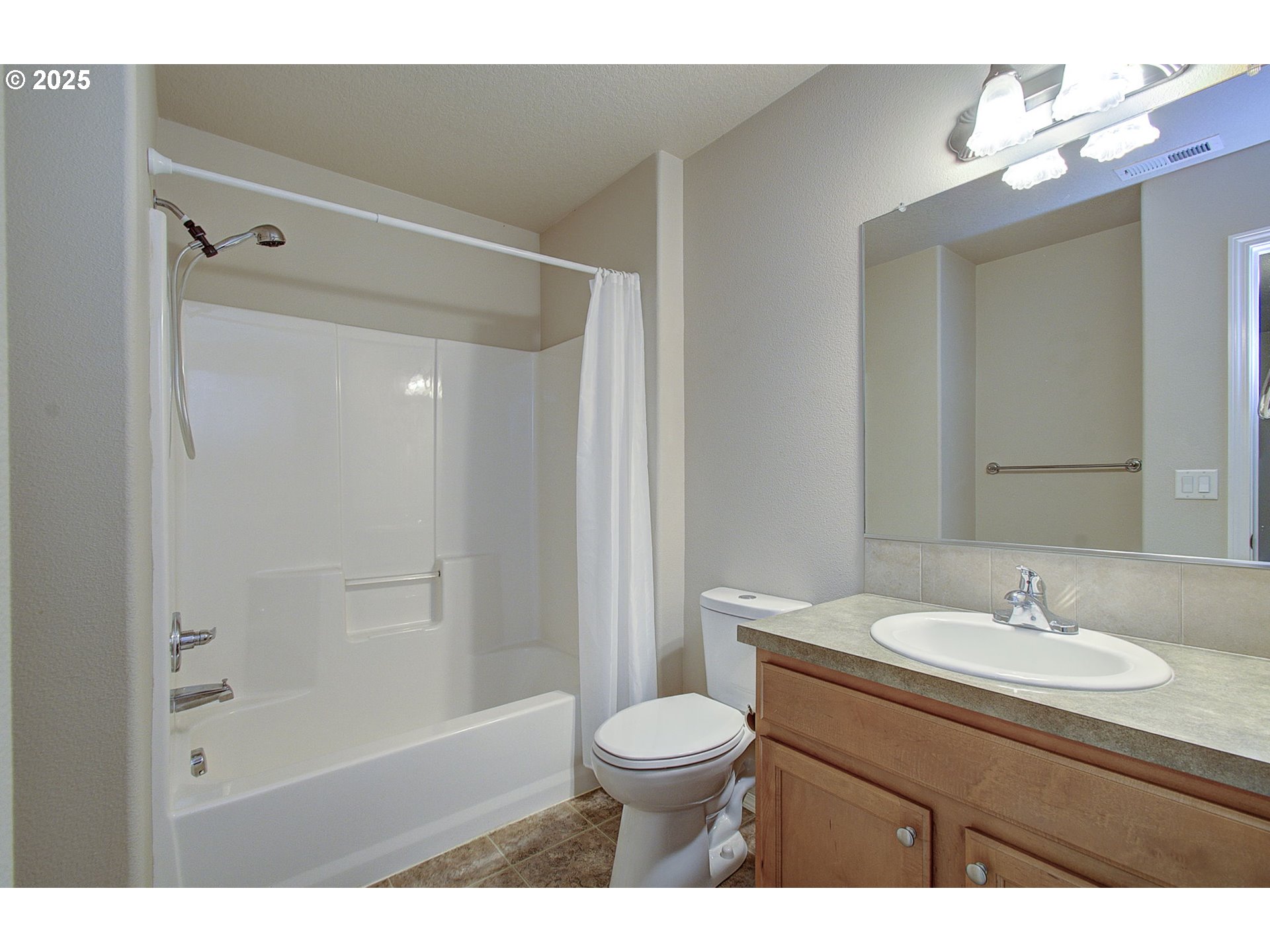 38581 Limerick Street Sandy, OR 97055 - Photo 23 of 34