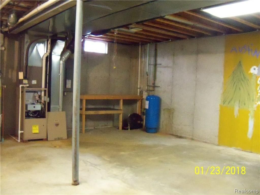 6537 Sharpe Road Fowlerville, MI 48836 - Photo 20 of 24 basement 1-2.JPG