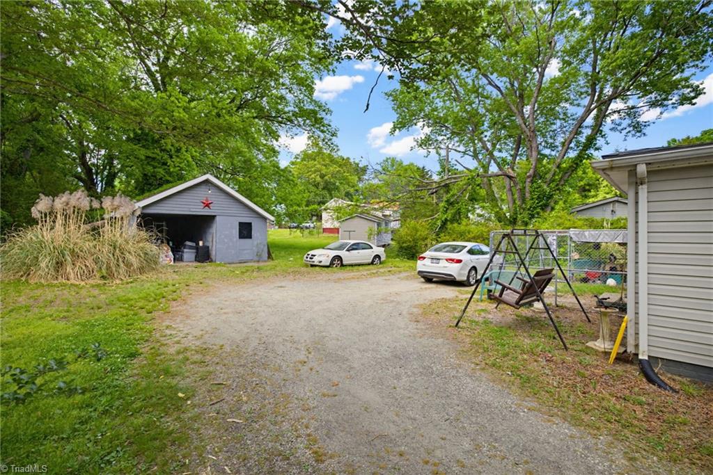 511 Early Avenue Eden, NC 27288 - Photo 21 of 27