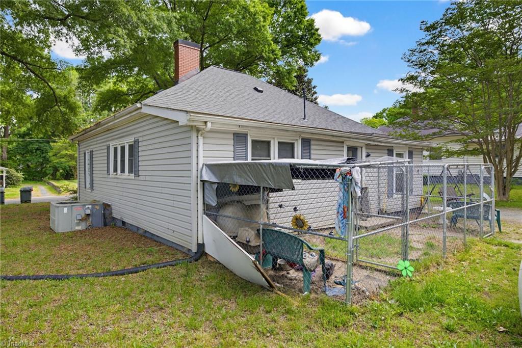 511 Early Avenue Eden, NC 27288 - Photo 25 of 27