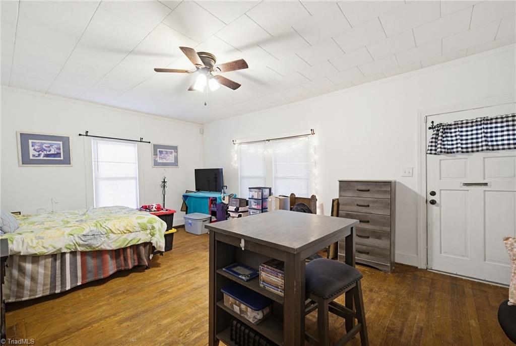 511 Early Avenue Eden, NC 27288 - Photo 7 of 27