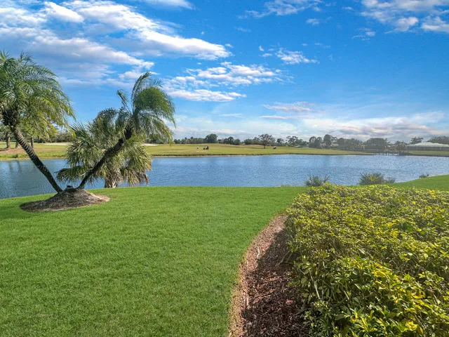 $154,900 | 3300 Twin Lakes Terrace, Unit 103, Fort Pierce, FL 34951