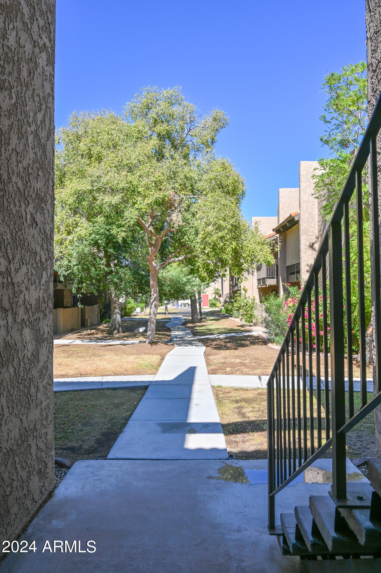 5525 East Thomas Road, Unit K4 Phoenix, AZ 85018 - Photo 17 of 27 Common Area