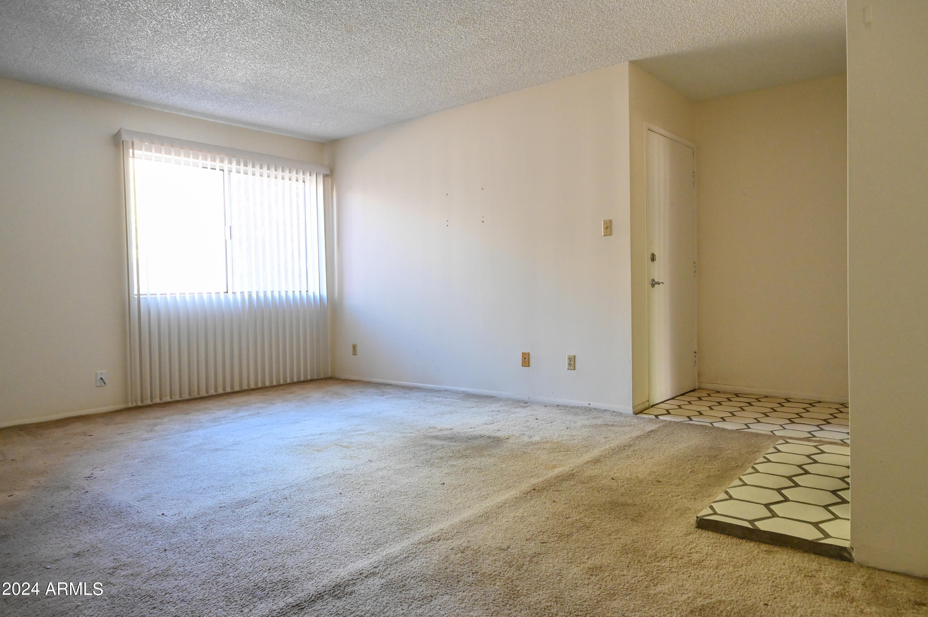 5525 East Thomas Road, Unit K4 Phoenix, AZ 85018 - Photo 5 of 27 Front Door