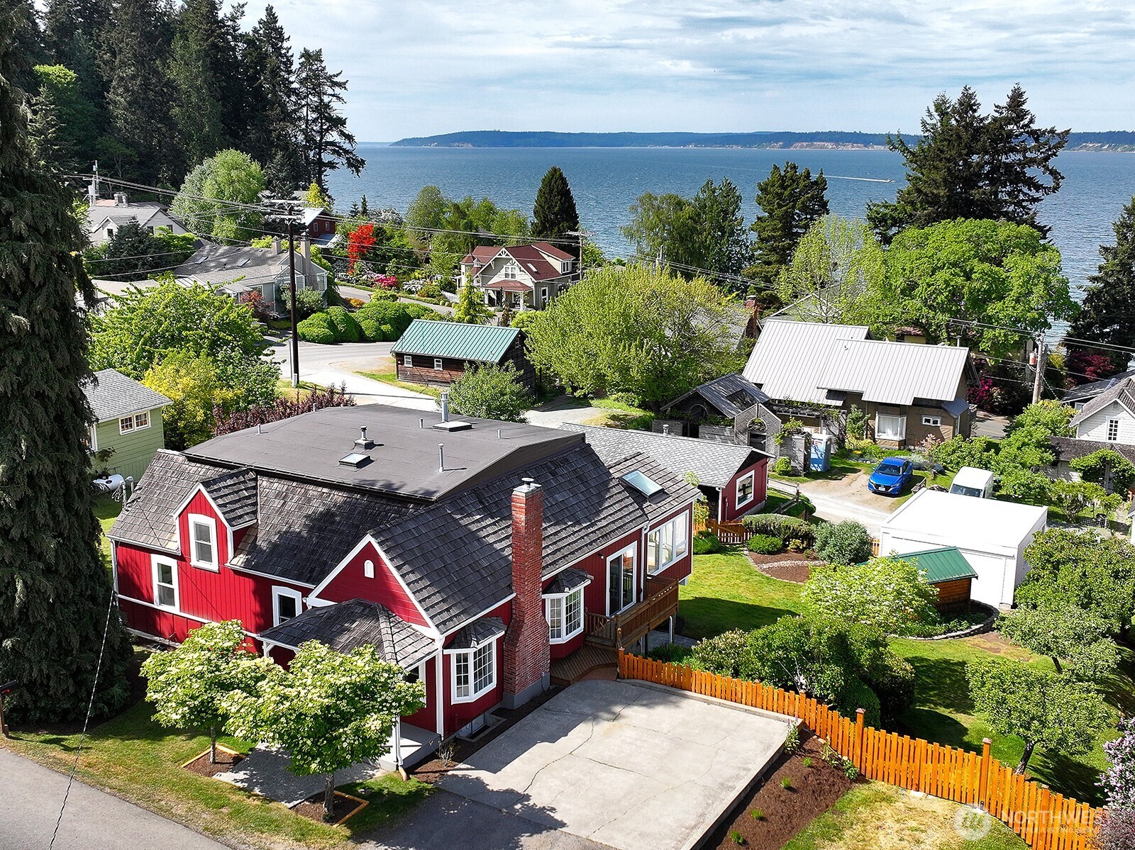 428 Second Street Langley, WA 98260 - Photo 2 of 40