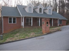 2212 Nantucket Road Johnson City, TN 37604 - Photo 1 of 8 Photo 1
