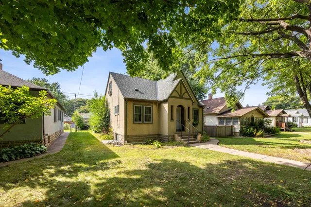 $450,000 | 4336 46th Avenue South, Minneapolis, MN 55406
