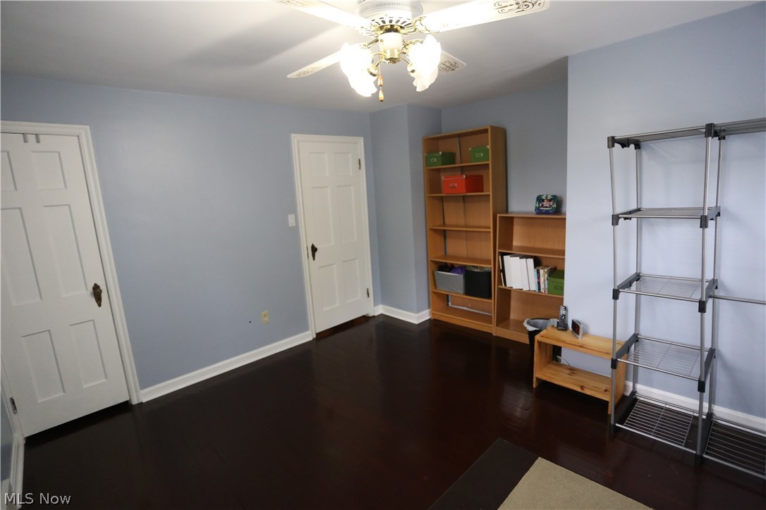 2236 Cranston Road Cleveland, OH 44118 - Photo 14 of 24