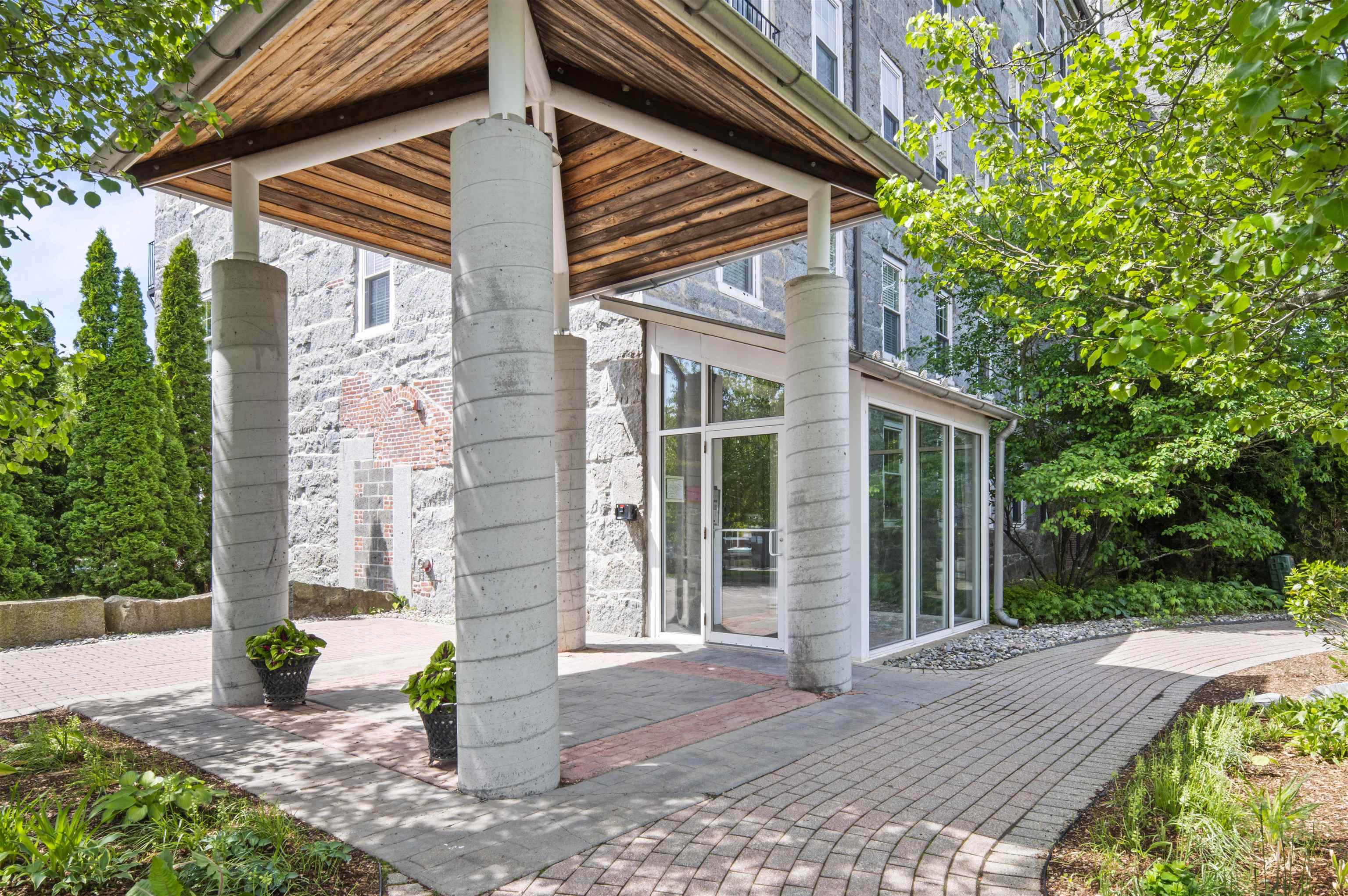 6 Bay Road, Unit 9 Newmarket, NH 03857 - Photo 23 of 30