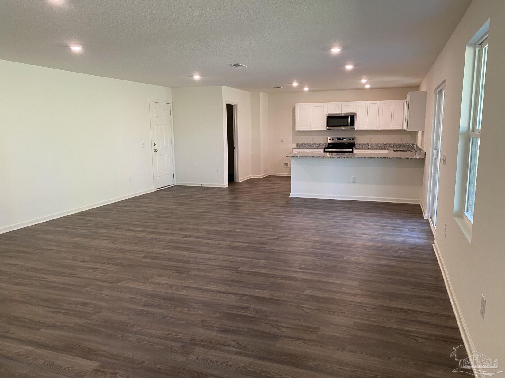 9335 3 Hollow Road Jay, FL 32565 - Photo 7 of 18 Gallery Image 7