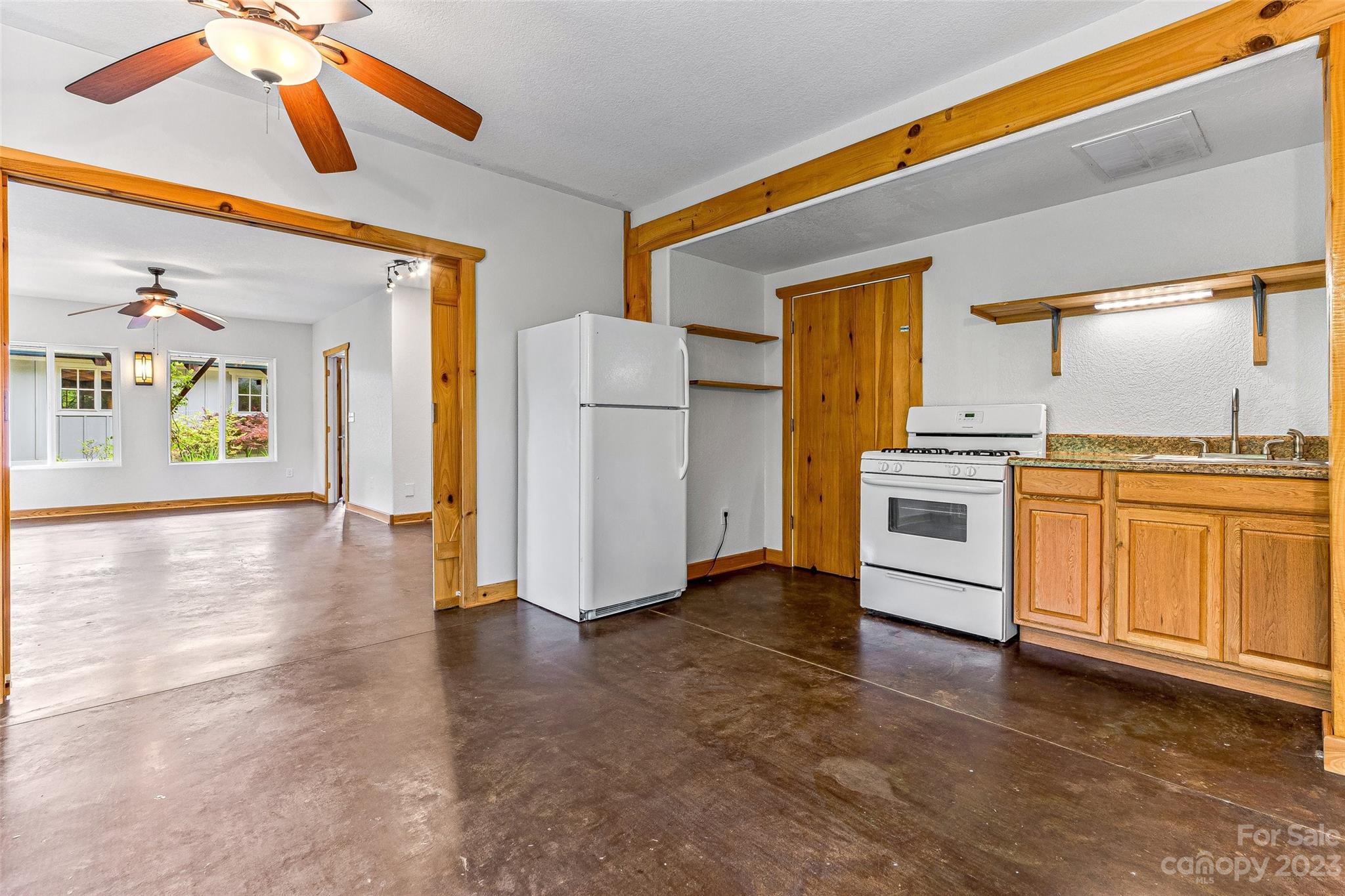 26 Edna Roberts Road Weaverville, NC 28787 - Photo 21 of 30 Gallery Image 21