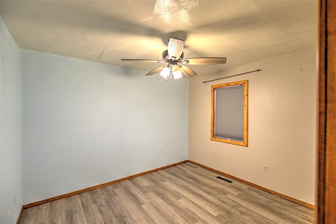 6145 Sangamon Road Decatur, IL 62521 - Photo 20 of 34