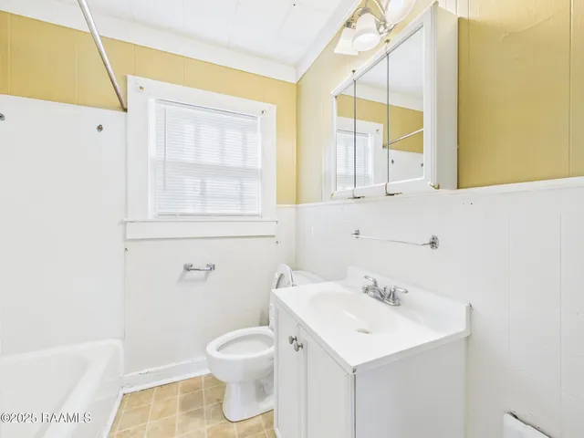 $875 | 413 Dorothy Street, Lafayette, LA 70501