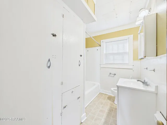 $875 | 413 Dorothy Street, Lafayette, LA 70501