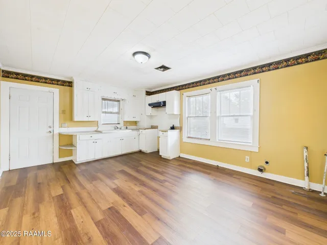 $875 | 413 Dorothy Street, Lafayette, LA 70501