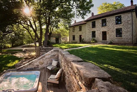 $1,850,000 | 5020 Anderson Avenue, Manhattan, KS 66503