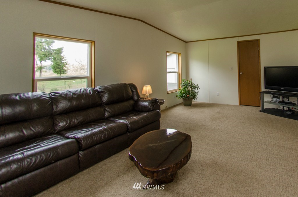 197 Grimes Road Toledo, WA 98591 - Photo 4 of 25