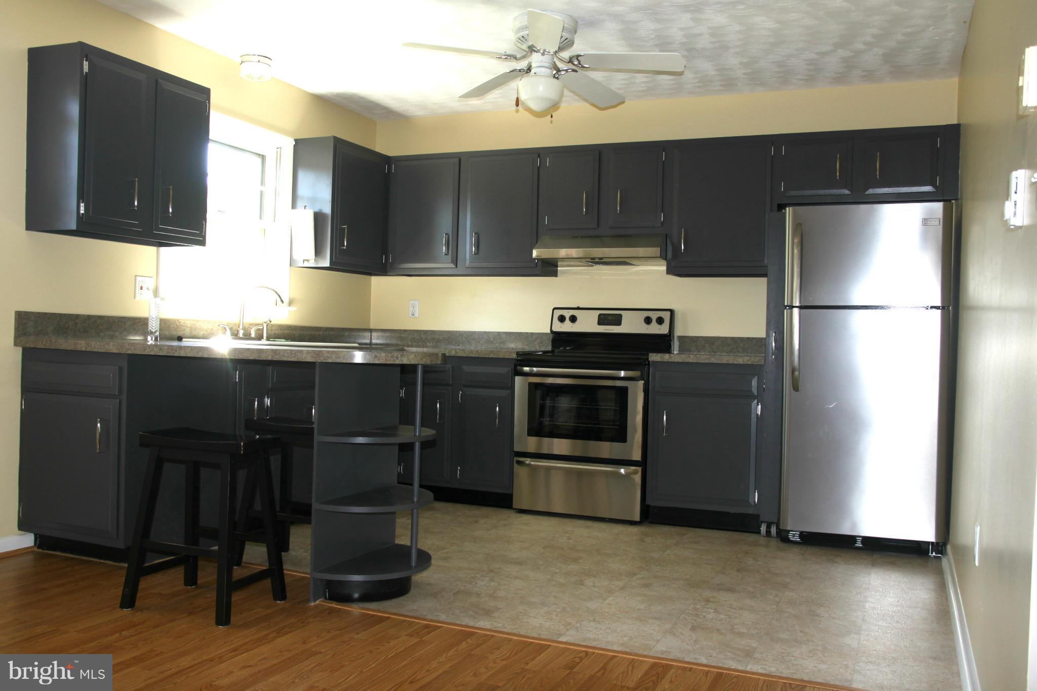 103 Evitts Drive Ranson, WV 25438 - Photo 4 of 13 Kitchen