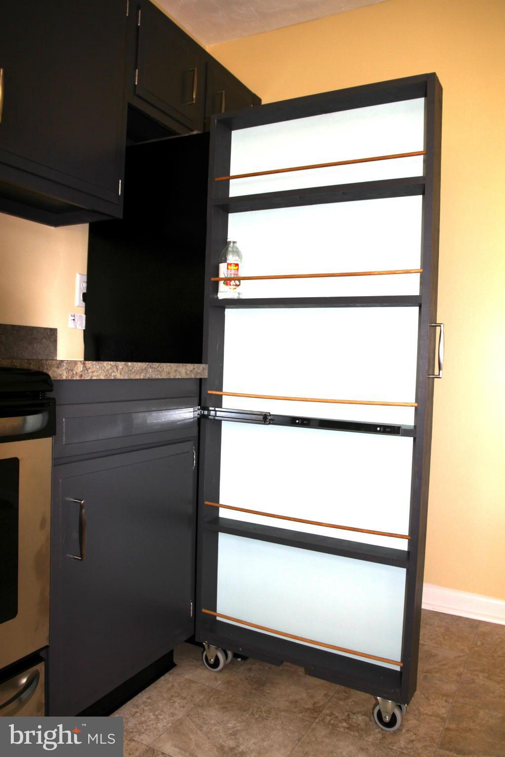 103 Evitts Drive Ranson, WV 25438 - Photo 6 of 13 Kitchen