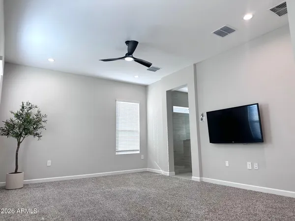 $4,190 | 6039 East Quail Avenue, Phoenix, AZ 85054