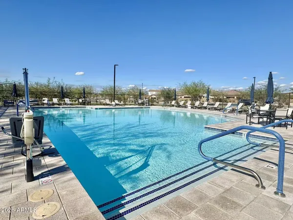 $4,190 | 6039 East Quail Avenue, Phoenix, AZ 85054