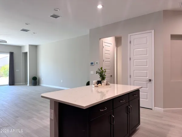 $4,190 | 6039 East Quail Avenue, Phoenix, AZ 85054