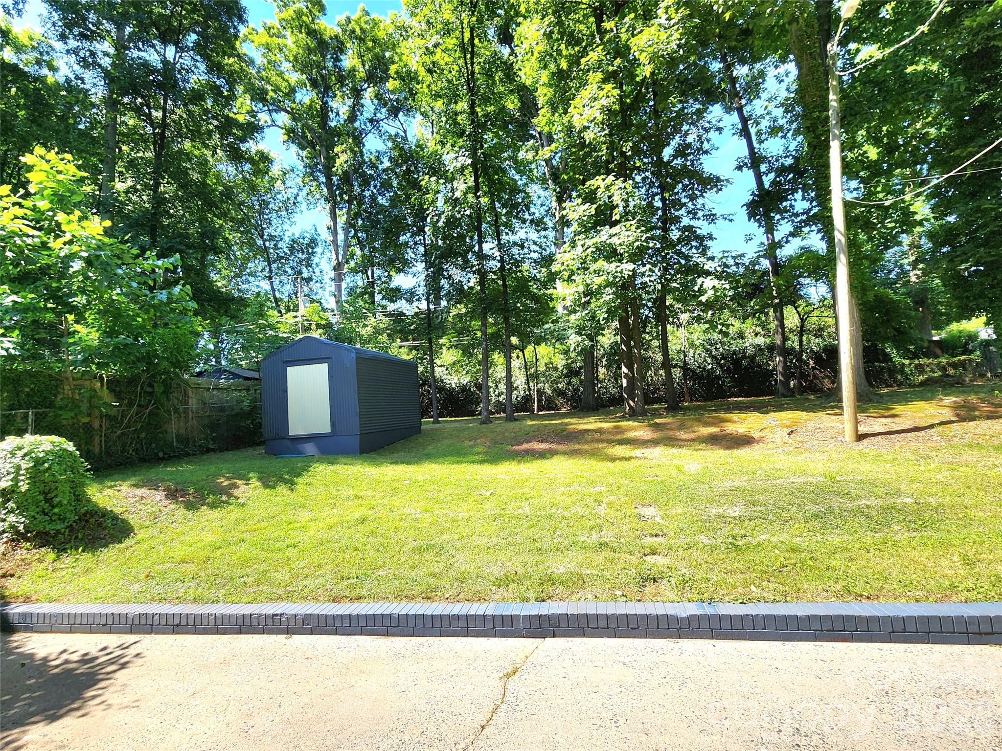 3528 Enfield Road Charlotte, NC 28205 - Photo 29 of 29 Gallery Image 29