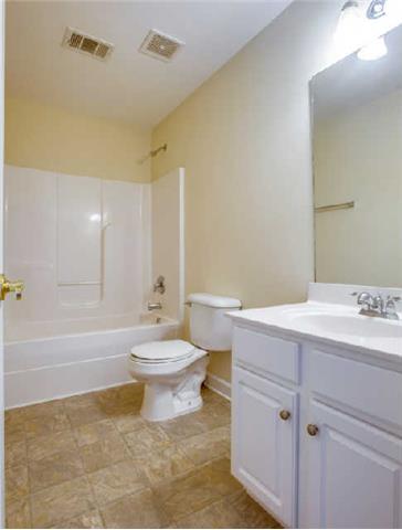 1702 Decatur Circle Franklin, TN 37067 - Photo 12 of 20 Upstairs Full Bathroom.