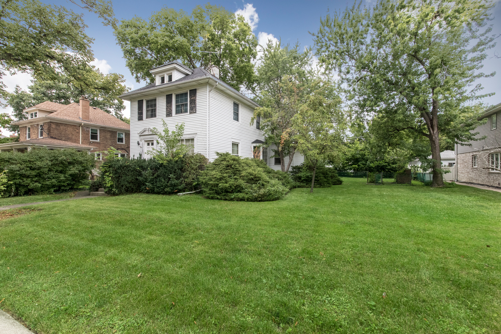 922 Prairie Avenue Park Ridge, IL 60068 - Photo 8 of 12 Gallery Image 8