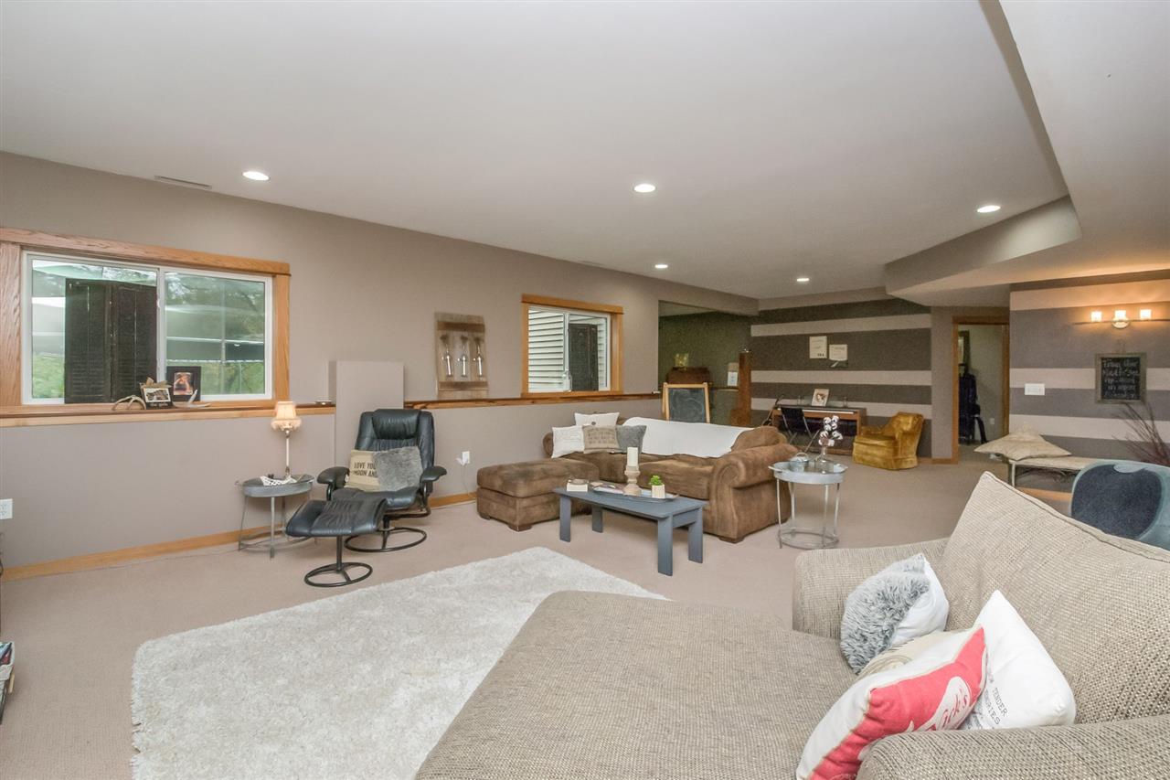 4355 Benton Linn Road Fairfax, IA 52228 - Photo 24 of 33 Gallery Image 24