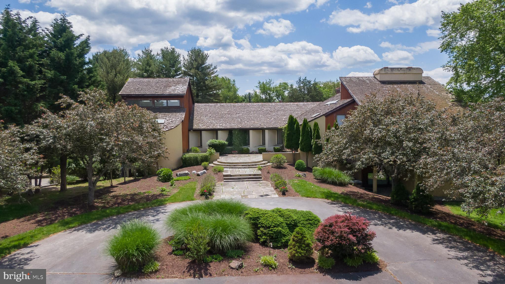 296 Old Kennett Road Kennett Square, PA 19348 - Photo 1 of 70