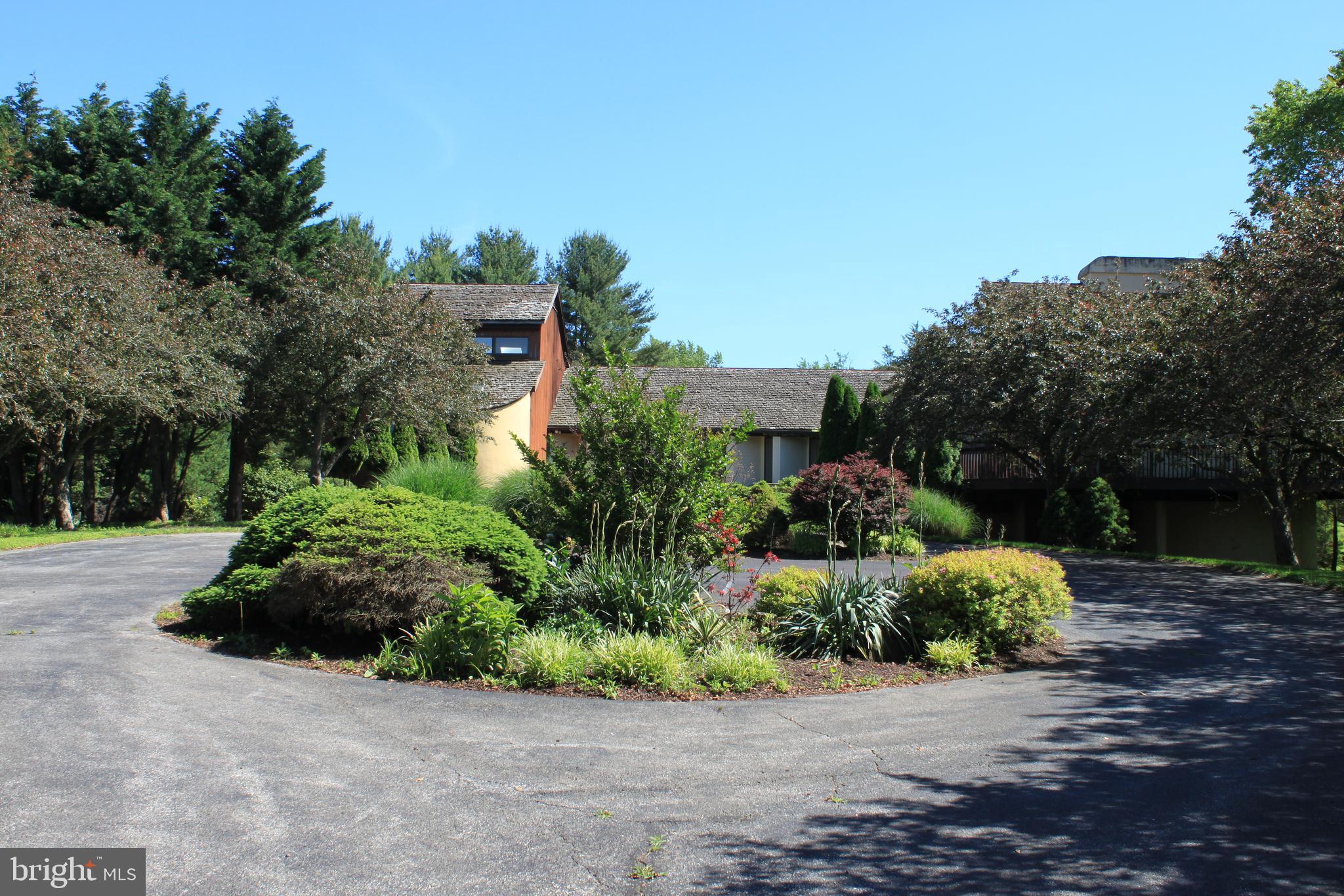 296 Old Kennett Road Kennett Square, PA 19348 - Photo 3 of 70