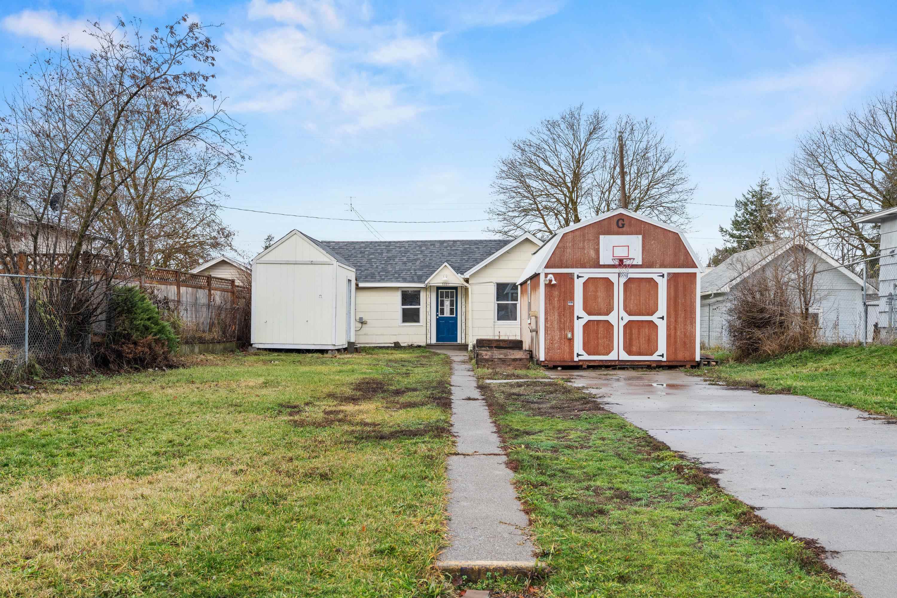 5007 North Altamont Street Spokane, WA 99217 - Photo 1 of 39