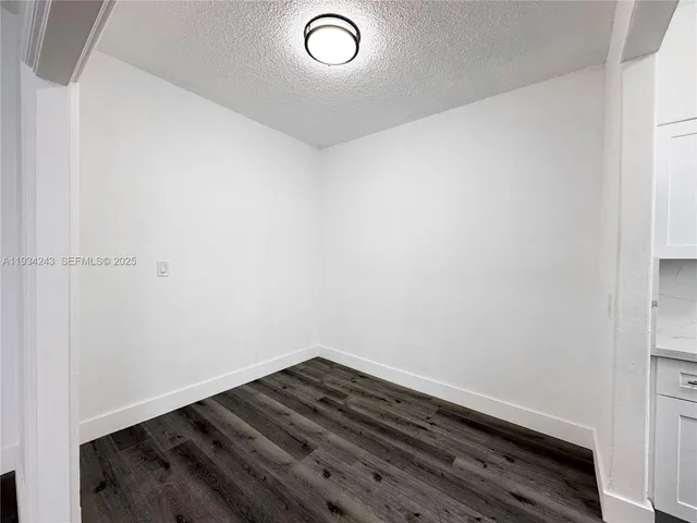 a view of utility room