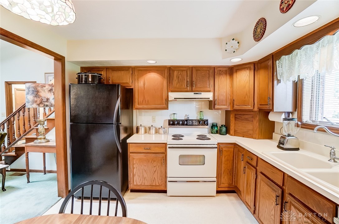 4117 Ridgecliff Drive Dayton, OH 45440 - Photo 15 of 45