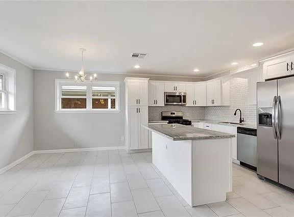 917 Ellen Street Terrytown, LA 70056 - Photo 3 of 17