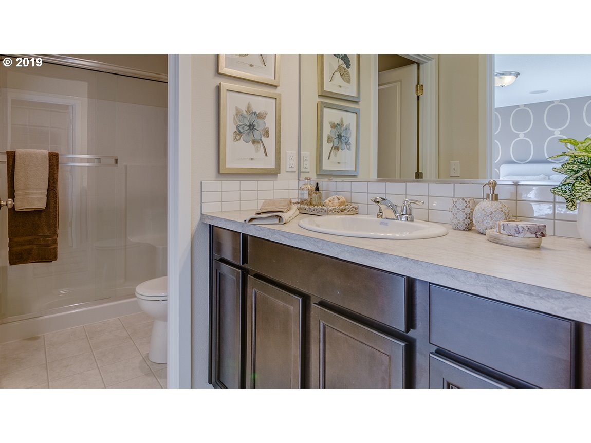 2242 Southeast Palmquist Road Gresham, OR 97080 - Photo 16 of 20 Gallery Image 16