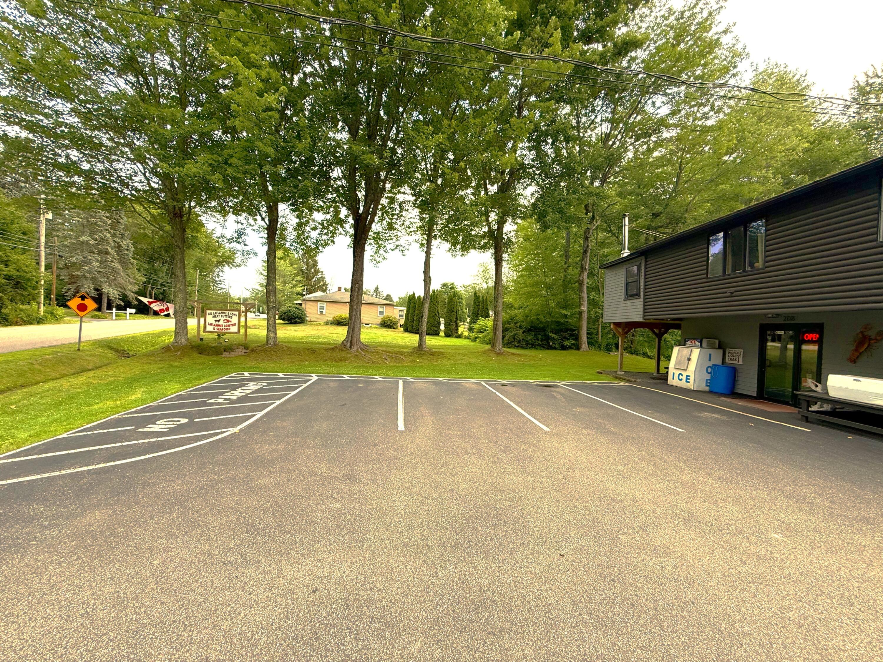 208 New Road Arundel, ME 04046 - Photo 3 of 64 IMG_5594